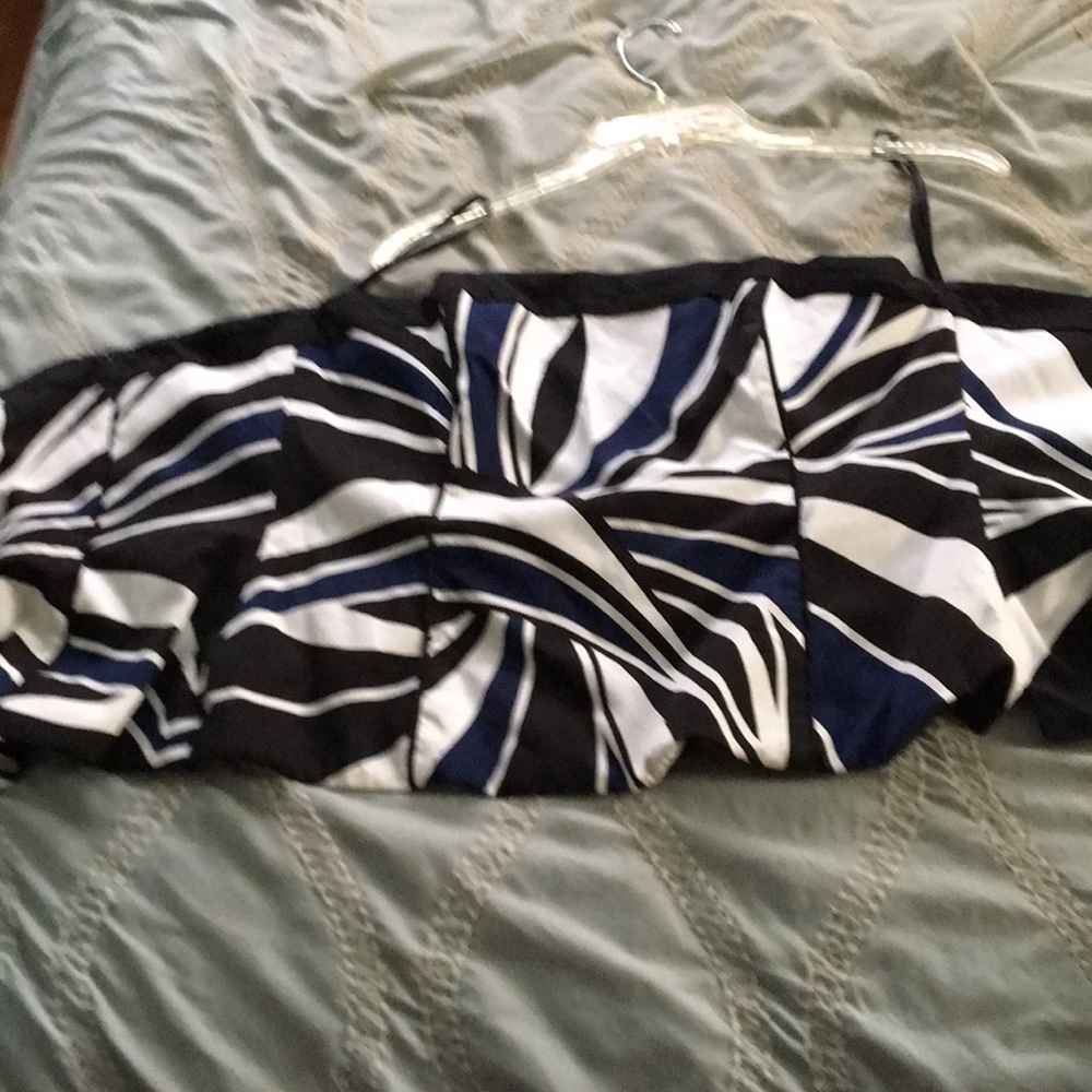 White House Black Market Size 12 bustier